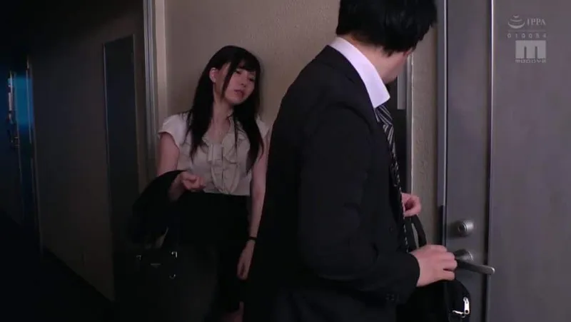 Bà xã nhà bên nhận nhầm tôi là người chồng trong một hôm say xỉn