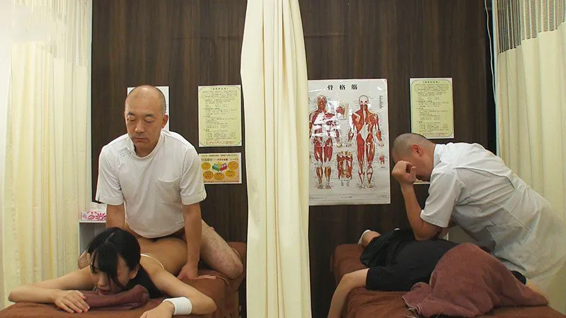 Dẫn nhân tình đi mát-xa rồi bị chịch cạnh bên mà không hề hay biết