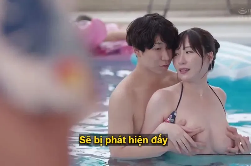 đi đi chơi kỷ niệm ngày cưới, chồng yêu bỏ người vợ một mình vì bận công việc và cái kết